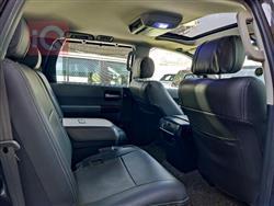 Toyota Sequoia
